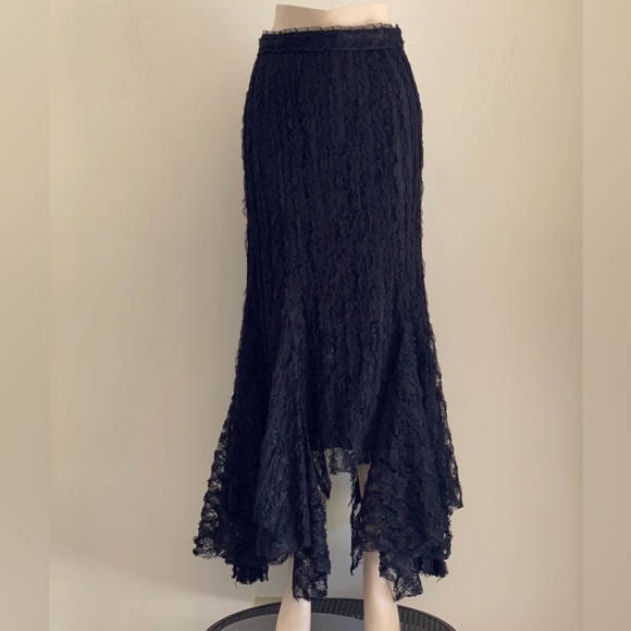 Divine Heritage Lace Midi Skirt in Onyx - Picture 8 of 16